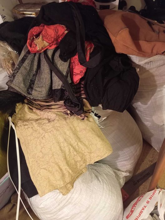 Одежда женская в подарок.