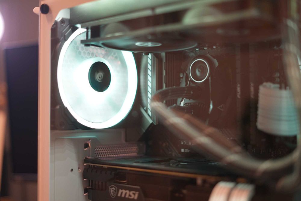 Ryzen 7 5700X3D + RTX 3080 + 32GB RAM + 3TB. 1440p+