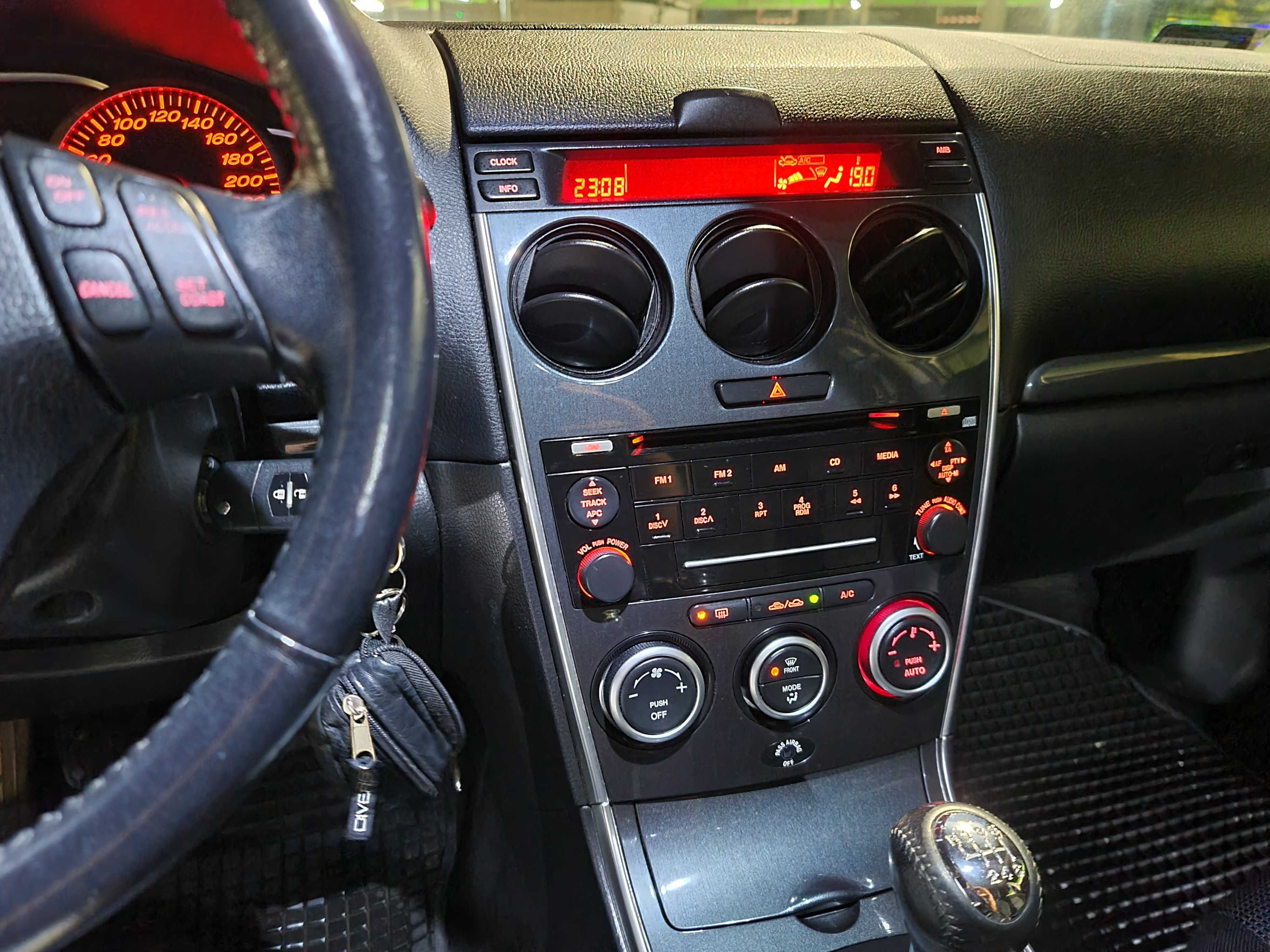 MAZDA 6, 2.0 benzyna, 147 KM, lift, UBEZPIECZENIE NA ROK