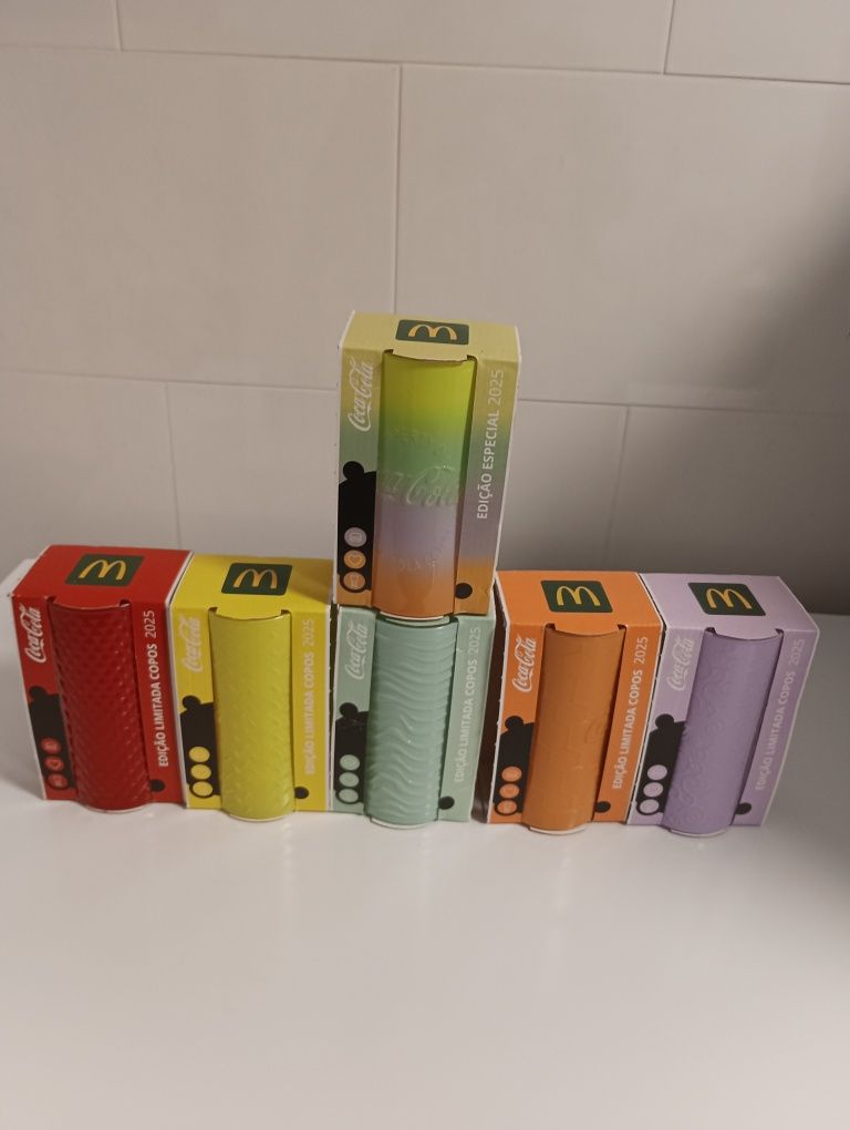 Coleção completa de copos do MacDonald's