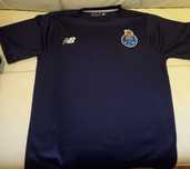 Equip. FCP-NB,( t-shirt, calções(9/12anos)