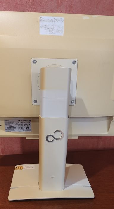 Продам монітор "Fujitsu"