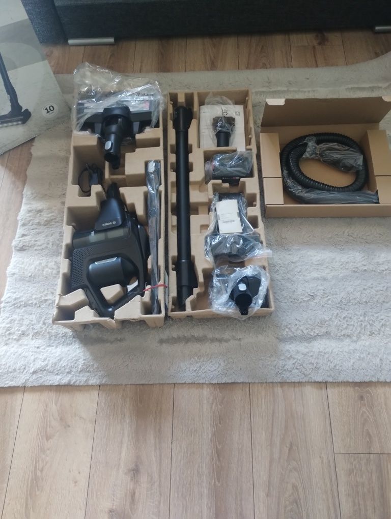 Nowy odkurzacz bezprzewodowy Bosch Unlimited 8 Gen2 ProPower ,okazja.
