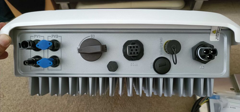 Inversor fotovoltaico FoxESS F-3600