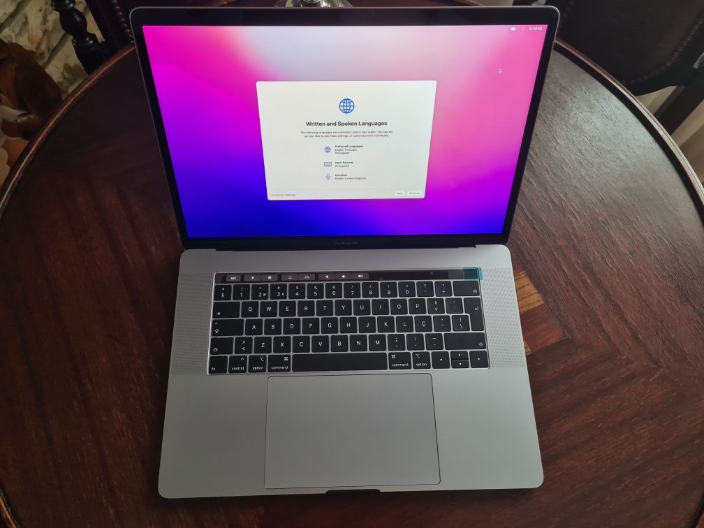 Macbook Pro 15" Disco 512GB 32GB i7 2.6  - bateria nova e topcase