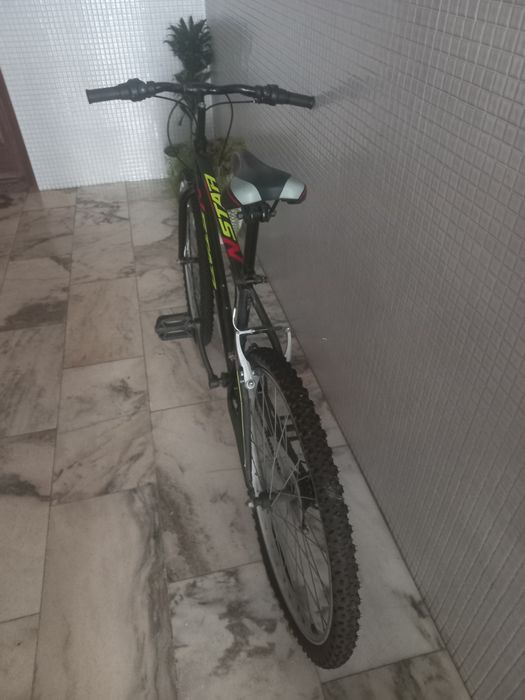 Bicicleta muito bom estado