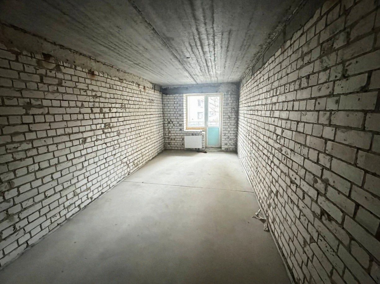 Продам  квартиру 91 м2,під бізнес,офіс , ЖК Атлант Петлюри 21 б,без %