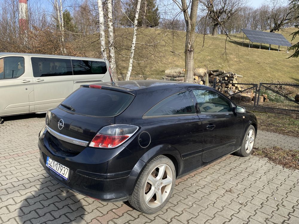 Opel Astra GTC H nie j 2.0 turbo 200koni Nie 1.8 1.6