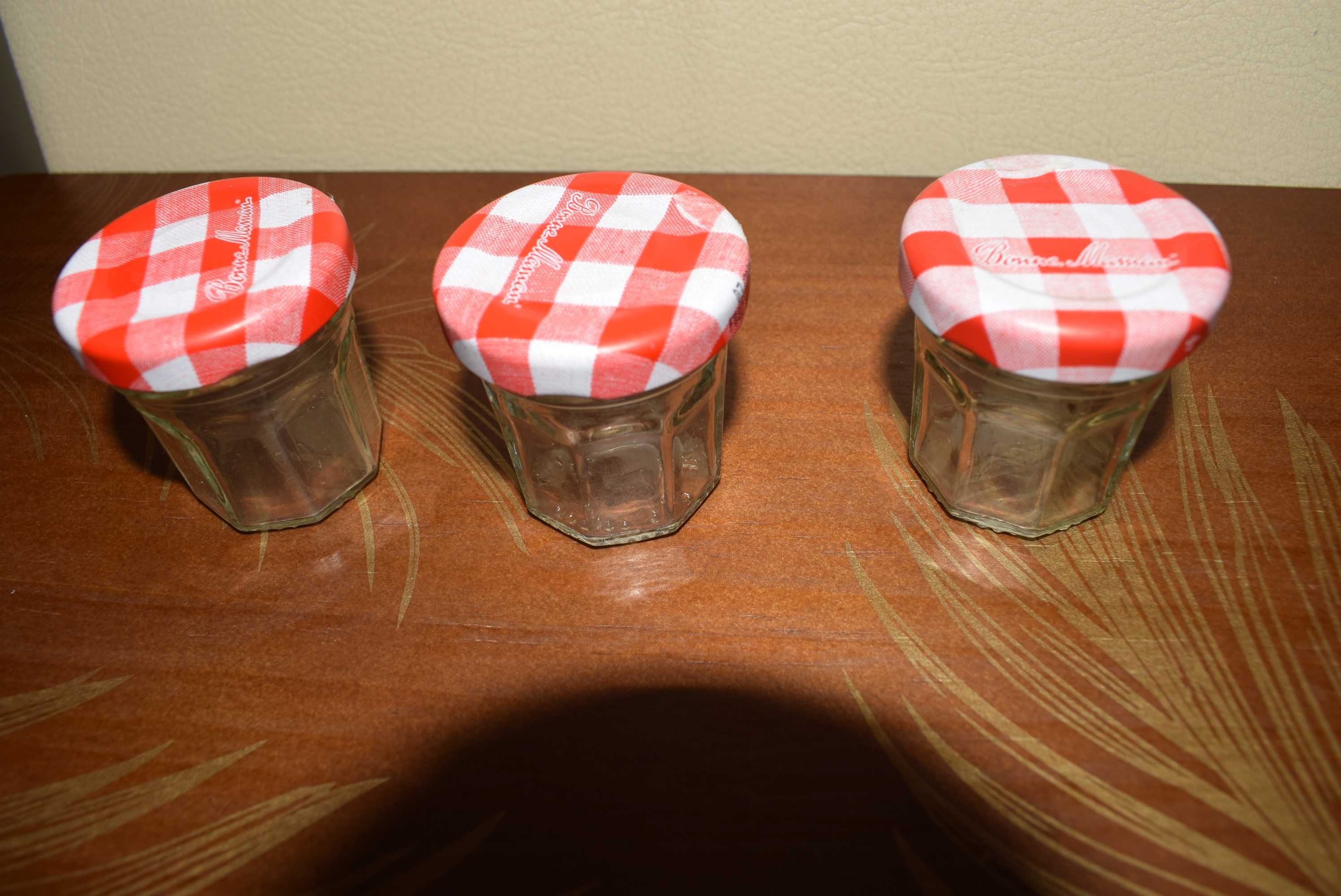 5 małych słoiczków pojemności 20 ml. w jednej niskiej cenie