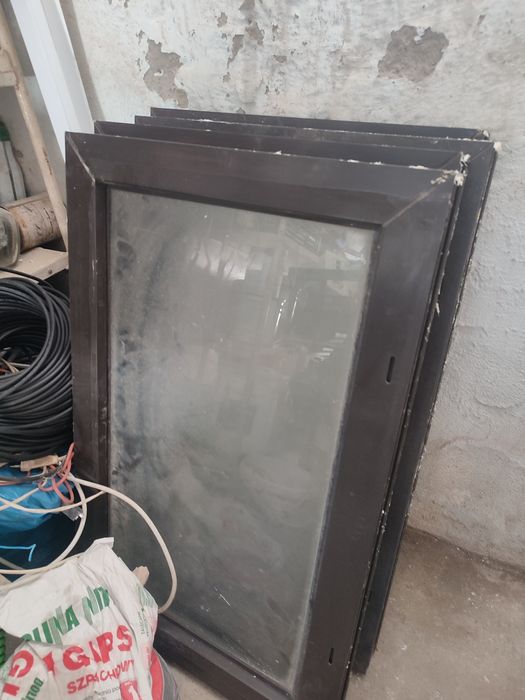Okna 80x50 PCV Do garażu,piwnicy Jak nowe ! 4 szt