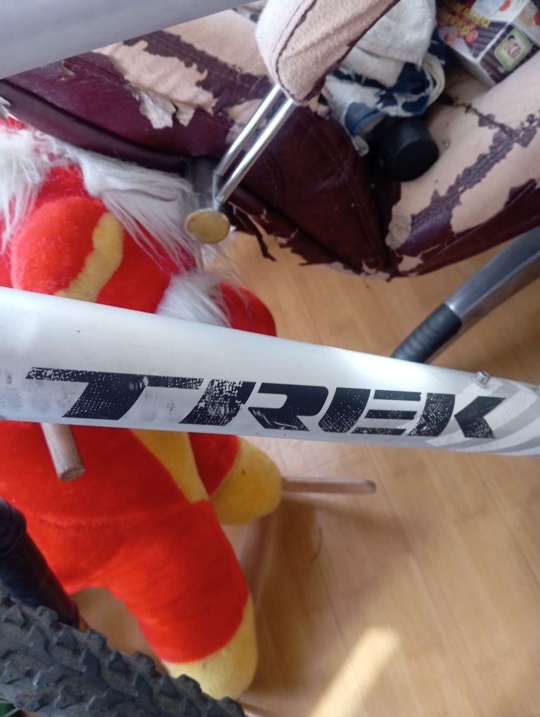 Велосипед спортивный trek 3700