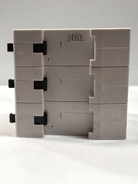 Rozłącznik bezpiecznikowy  3P 6A D01 R303