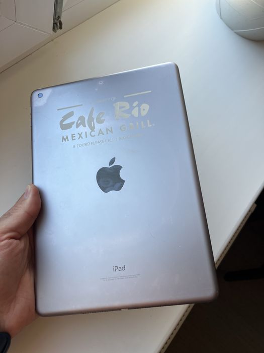 Продам Apple iPad 6 покоління 32Gb