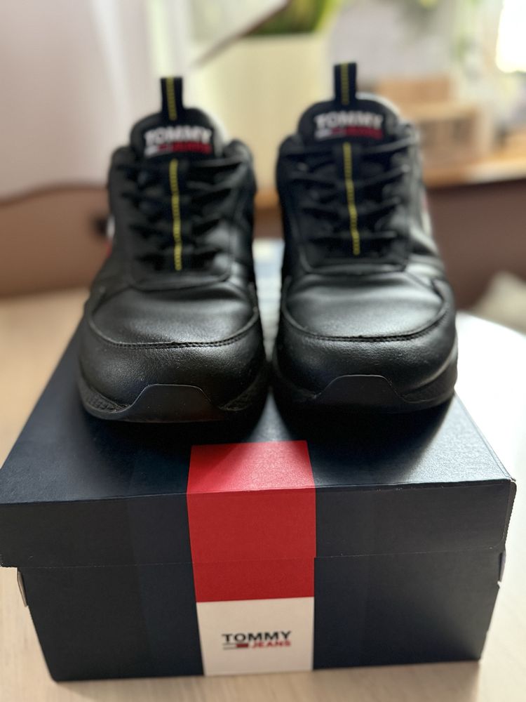 Buty męskie Tommy Hilfiger Flexi Leather TJM Runner 44