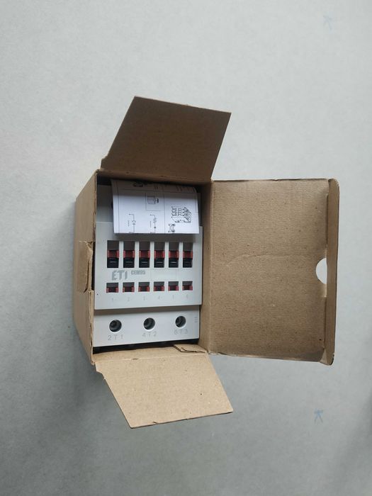 Контактор ETI 95А, котушка 230В