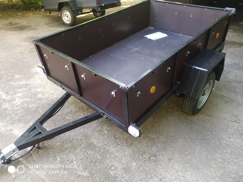 Прицеп легковой новый Хамер Люкс 2.15м/1.31м/40 из бакелита причіп