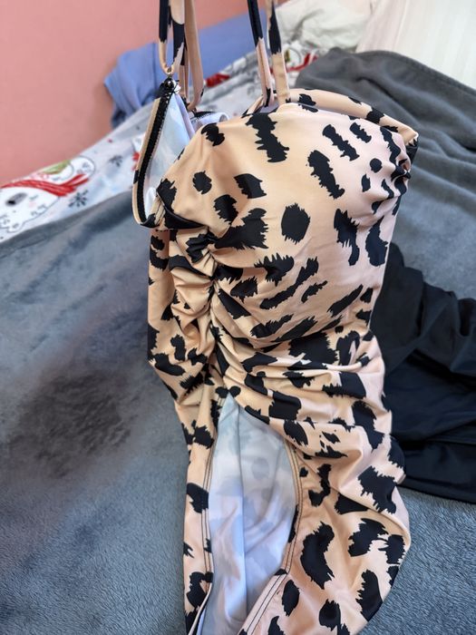 Жіночі купальники