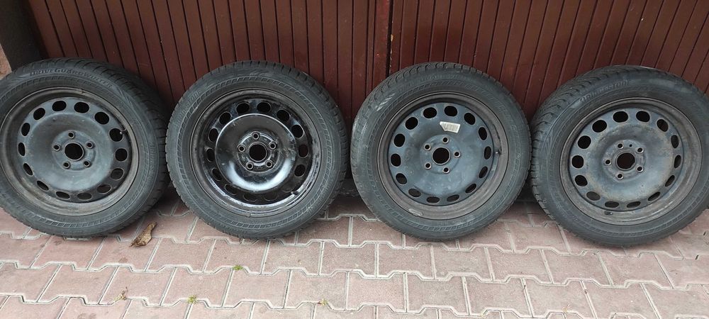 Komplet na zimę. Opony + felgi. Audi.