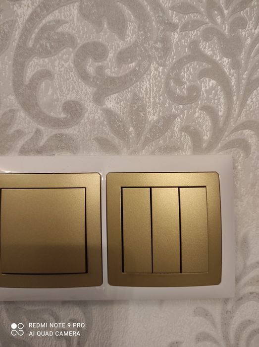 Włączniki NOWE!!! Sprzedaję ponieważ mi zostały.