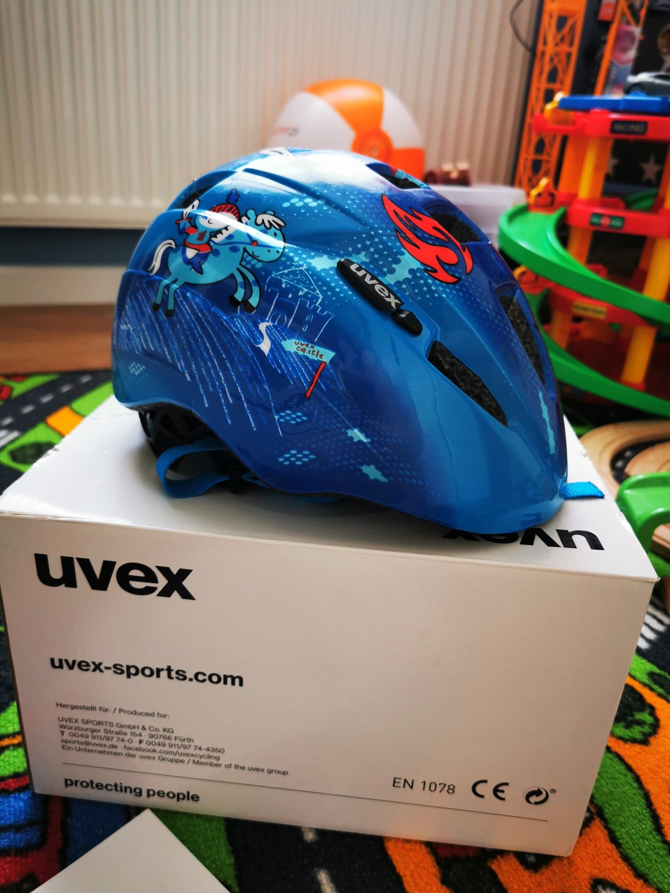 Kask dziecięcy Uvex Kid 2 Castle