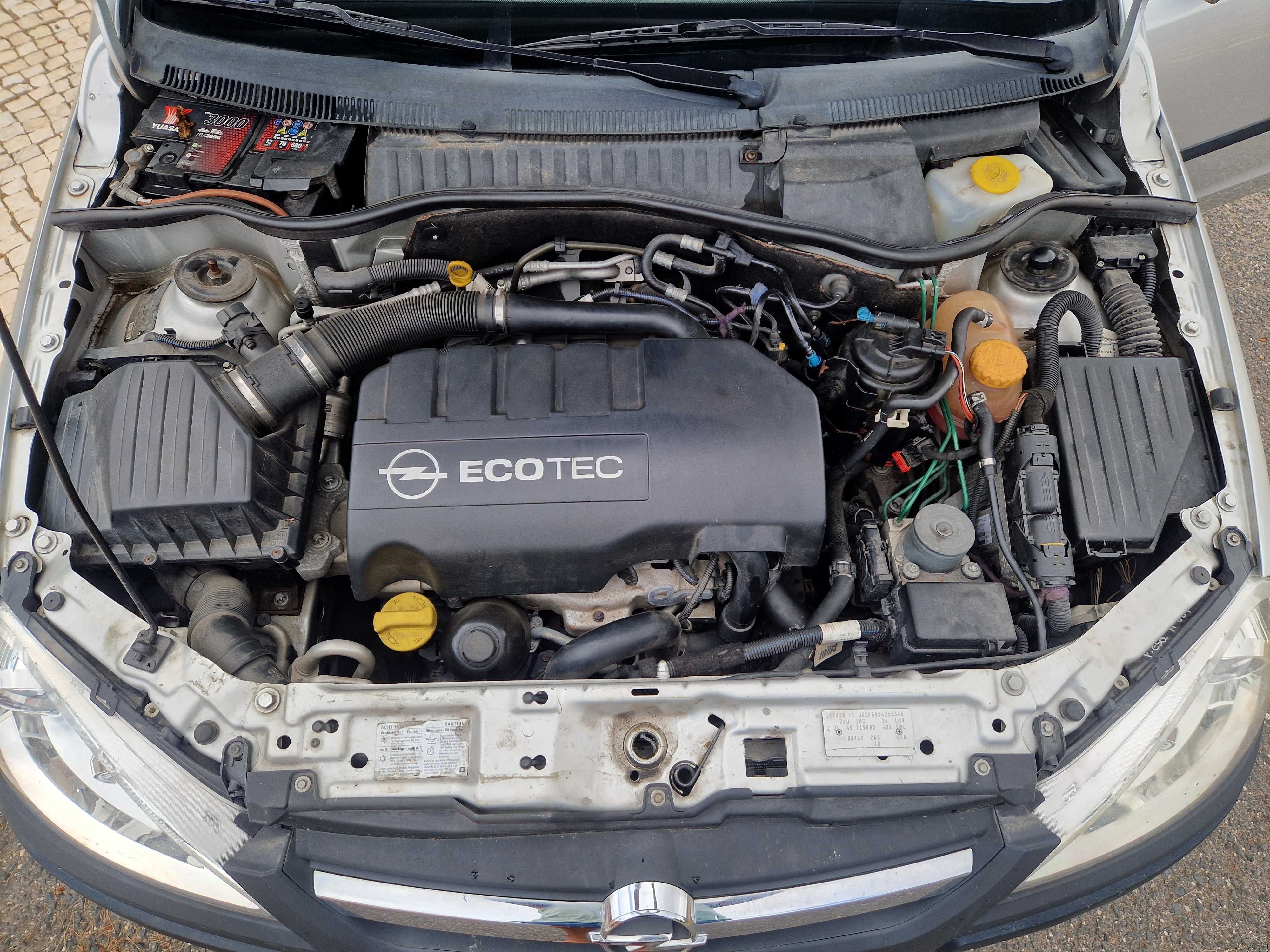 Opel Corsa 1.3 CDTI - 2005 | 160.000 km | Diesel | Econômico e Fiável