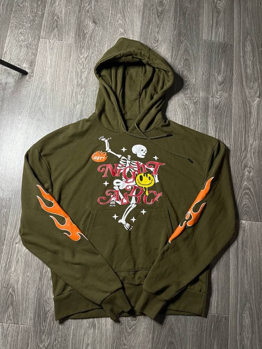 Y2k , sk8 hoodie bones