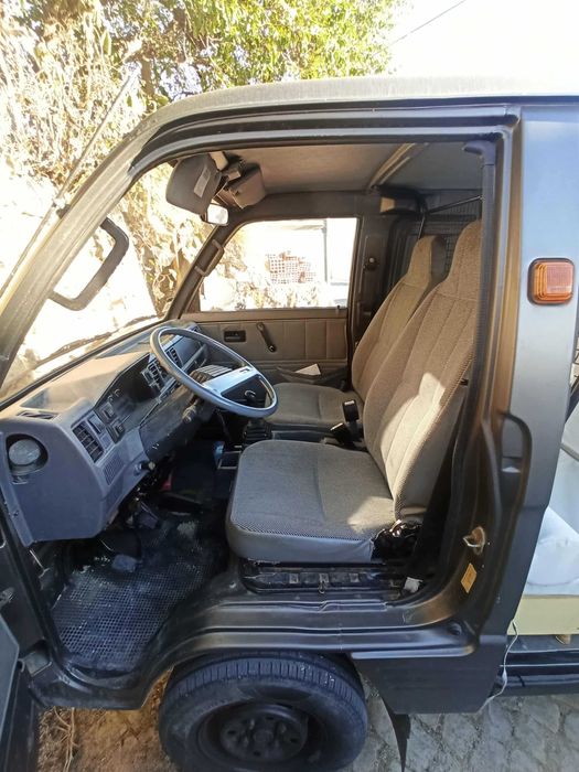 Bedford Rascal, clássico raríssimo de 1989, em estado irrepreensível.