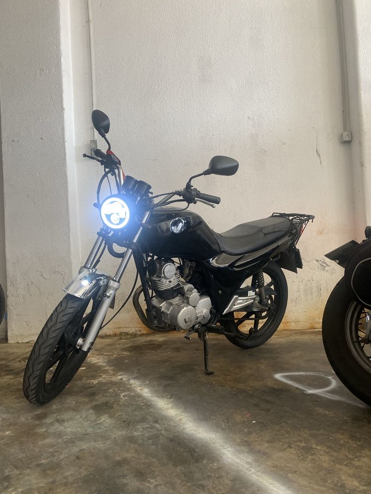 Motocicleta sym 125 cc