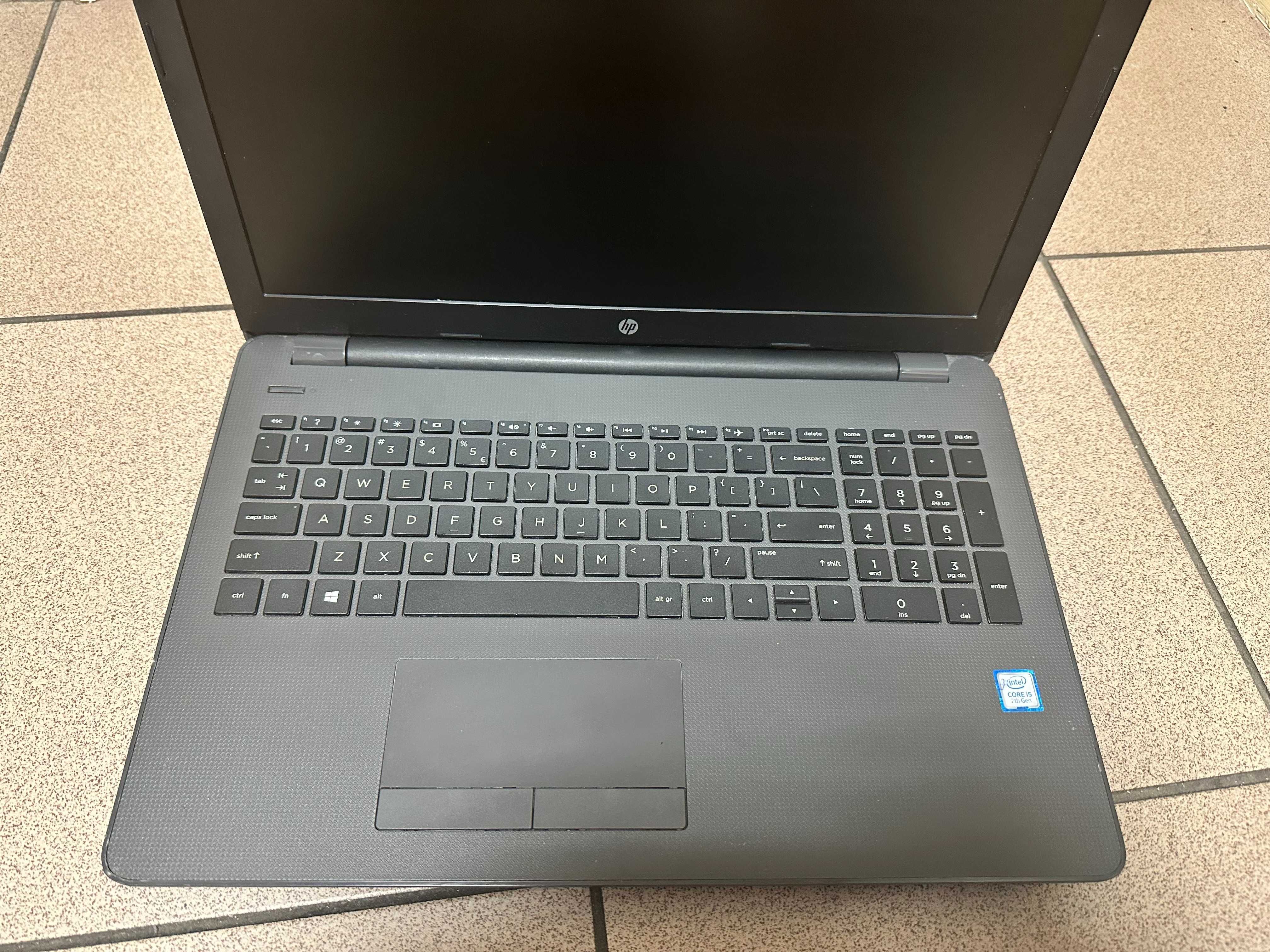 HP 250 G6 | Intel Core i5‑7200U | 8 GB RAM | 240 GB SSD | Windows 10 |