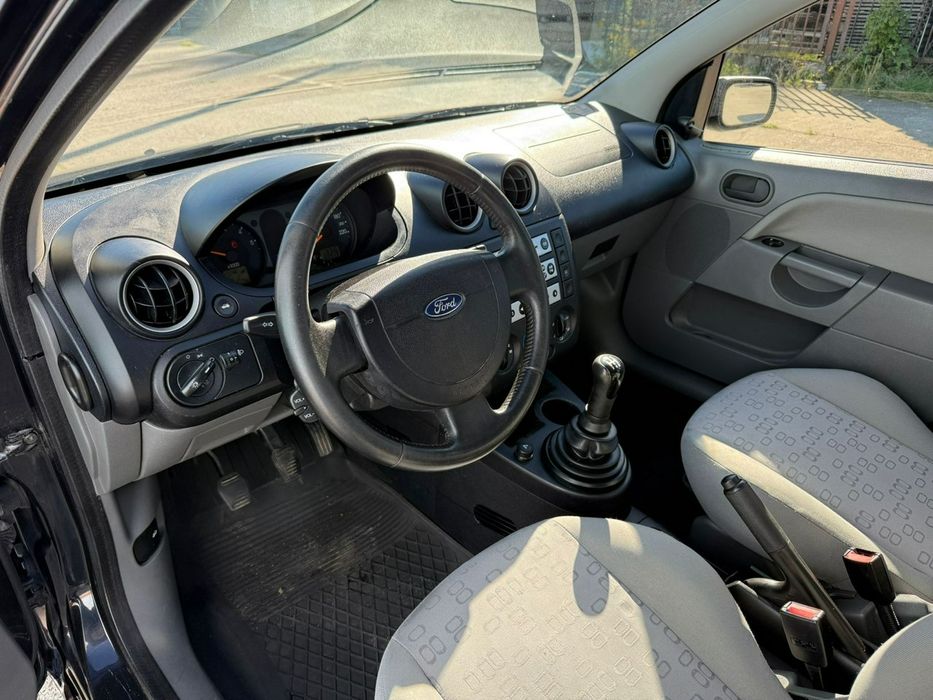 Ford Fiesta 1,4Tdci 68KM, 5 drzwi, sprawna z opłatami, Warto !