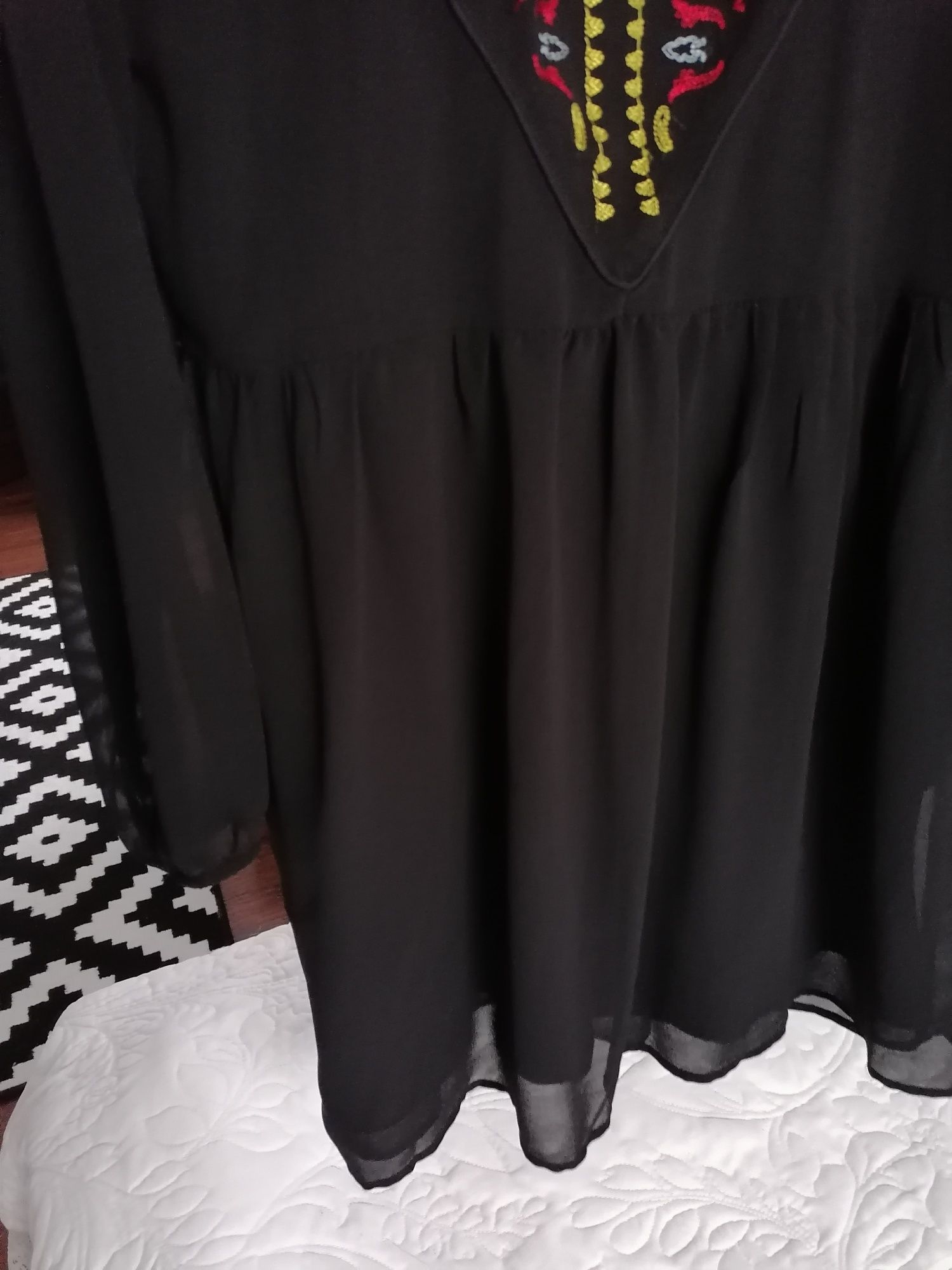 Nowa sukienka 40L top Secret