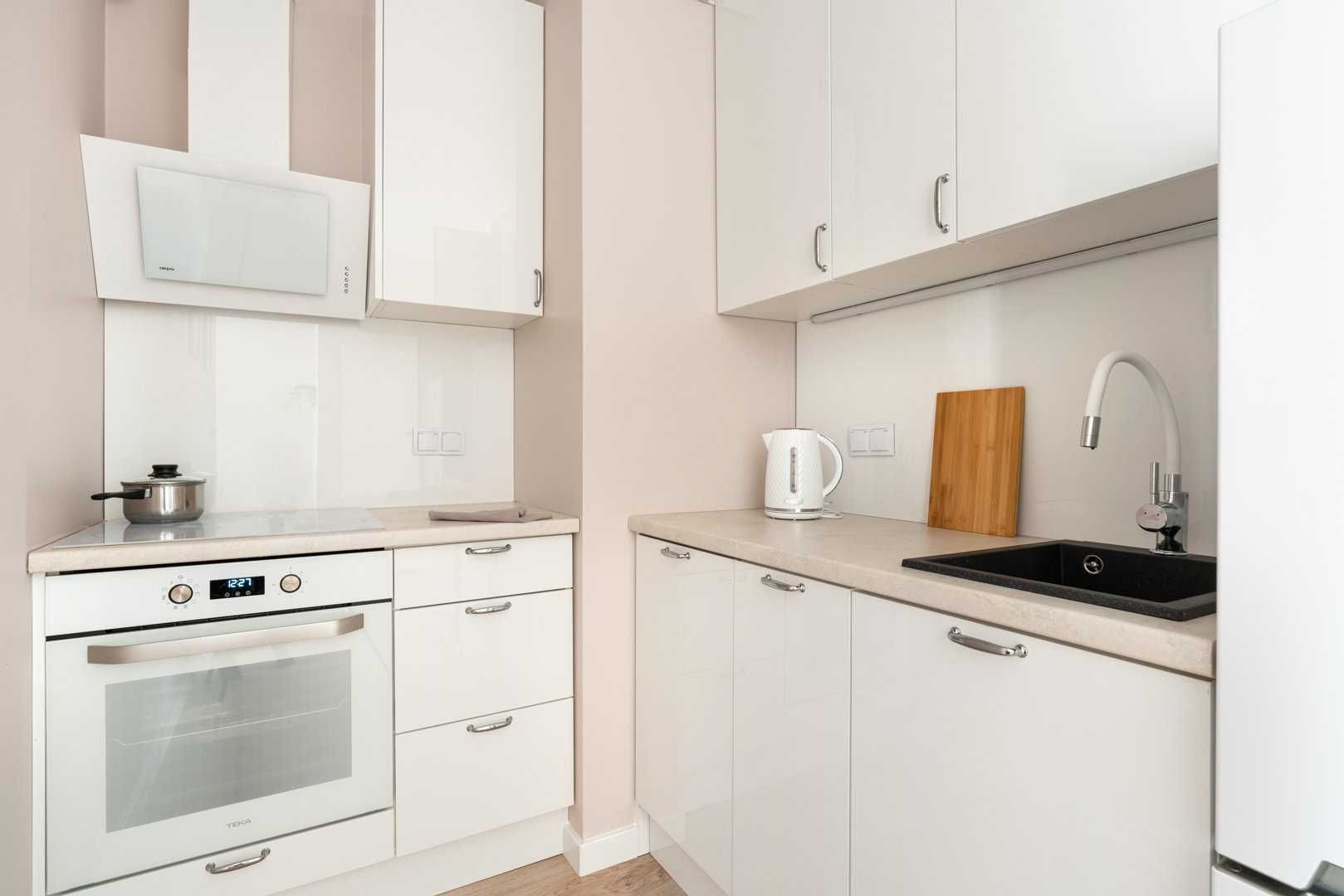 2 pokoje, Warszawa Mokotów, duży balkon, ul. Aignera 34