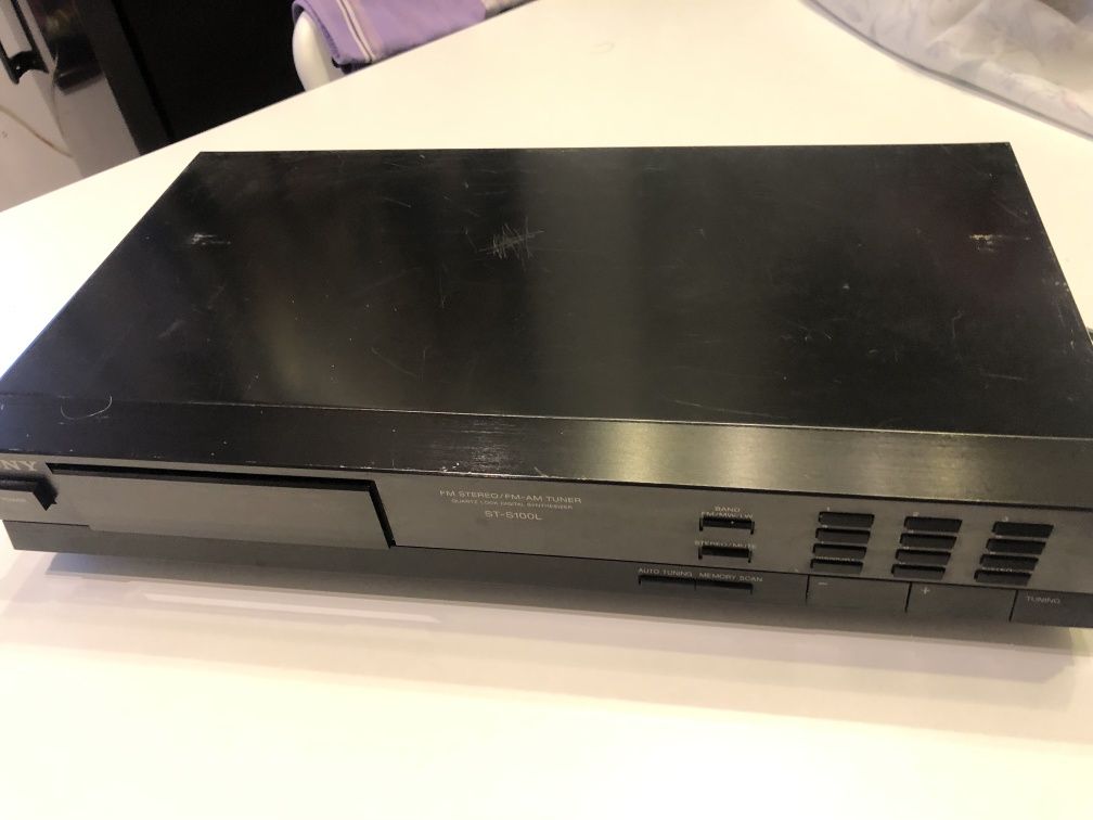 Tuner radiowy Sony