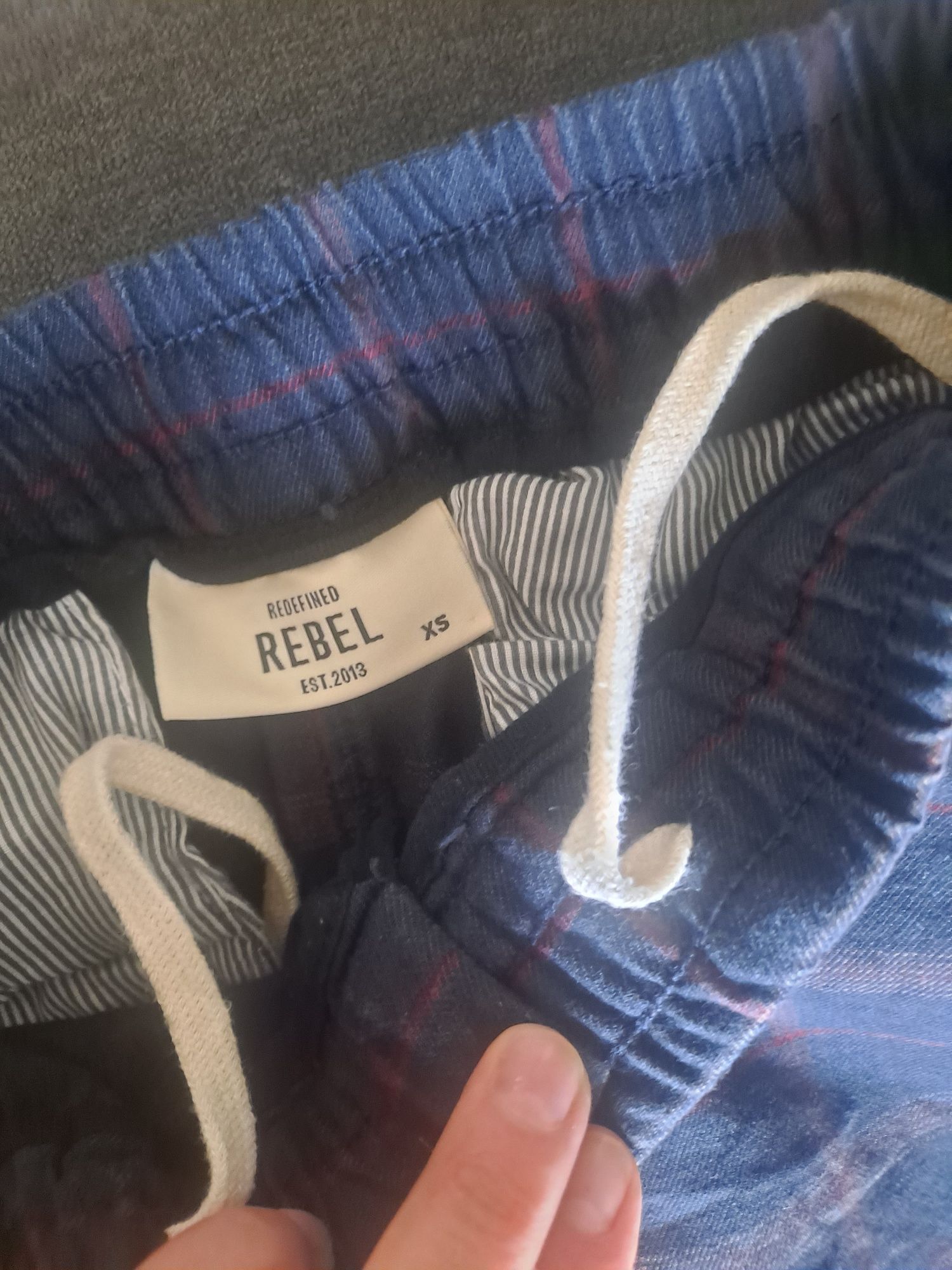 Spodnie chinos Rebel xs