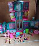 Polly pocket shopping / centro comercial com várias lojas.