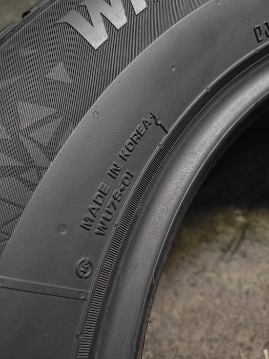 Шини зима R17 225 65 мало вживані Nexen Winguard Sport²