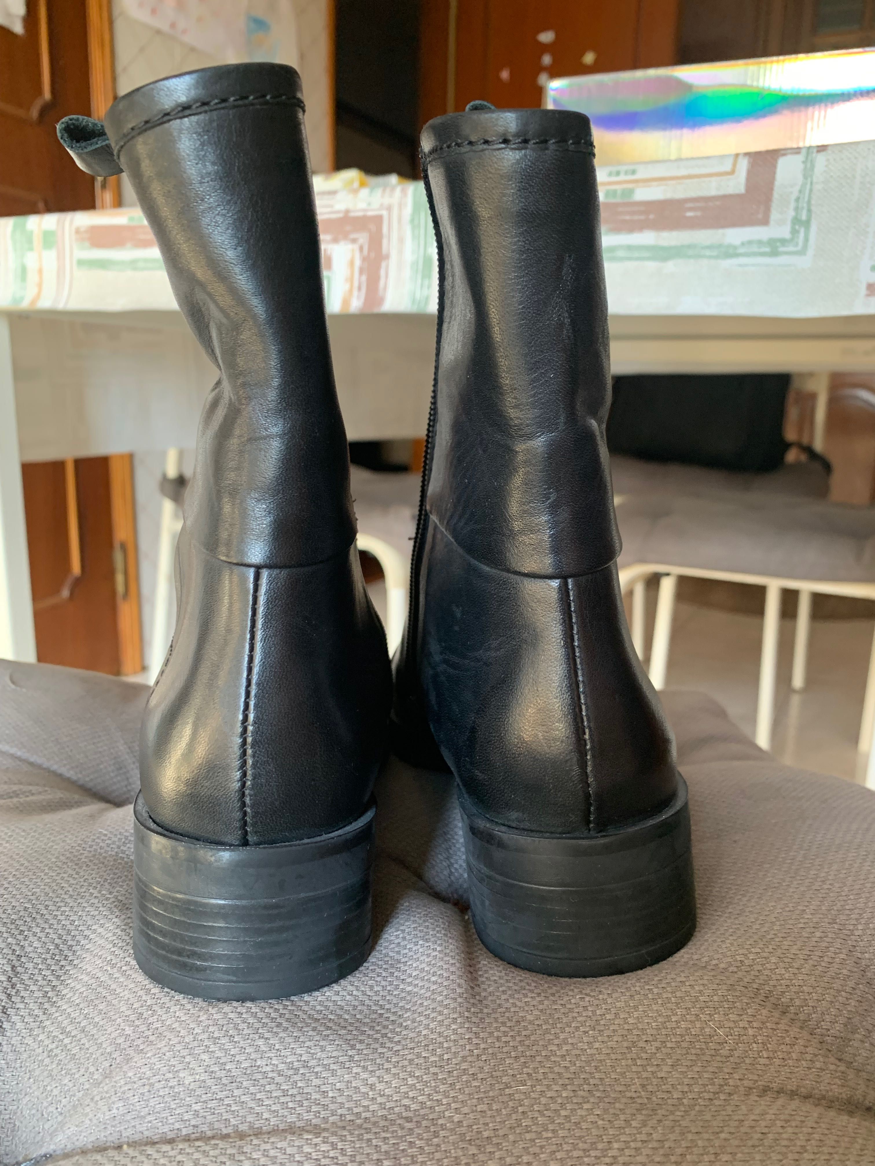 Botins para senhora como novos