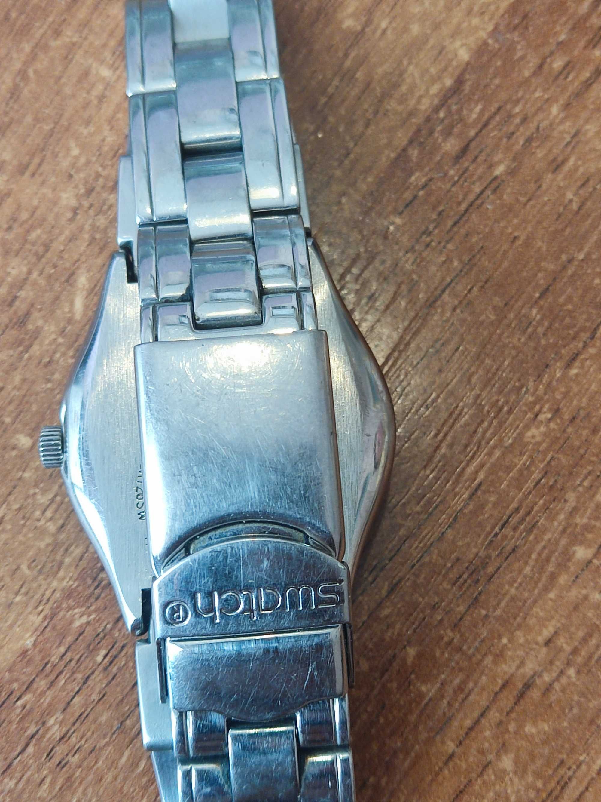 Женские часы Swatch