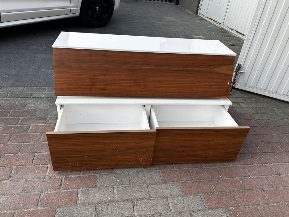 Szafki  RTV biało brązowe