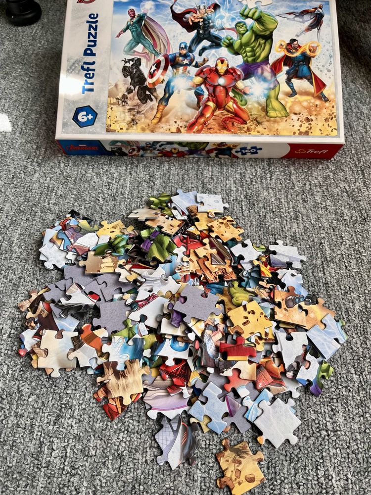 Puzzle Trefl Avengers