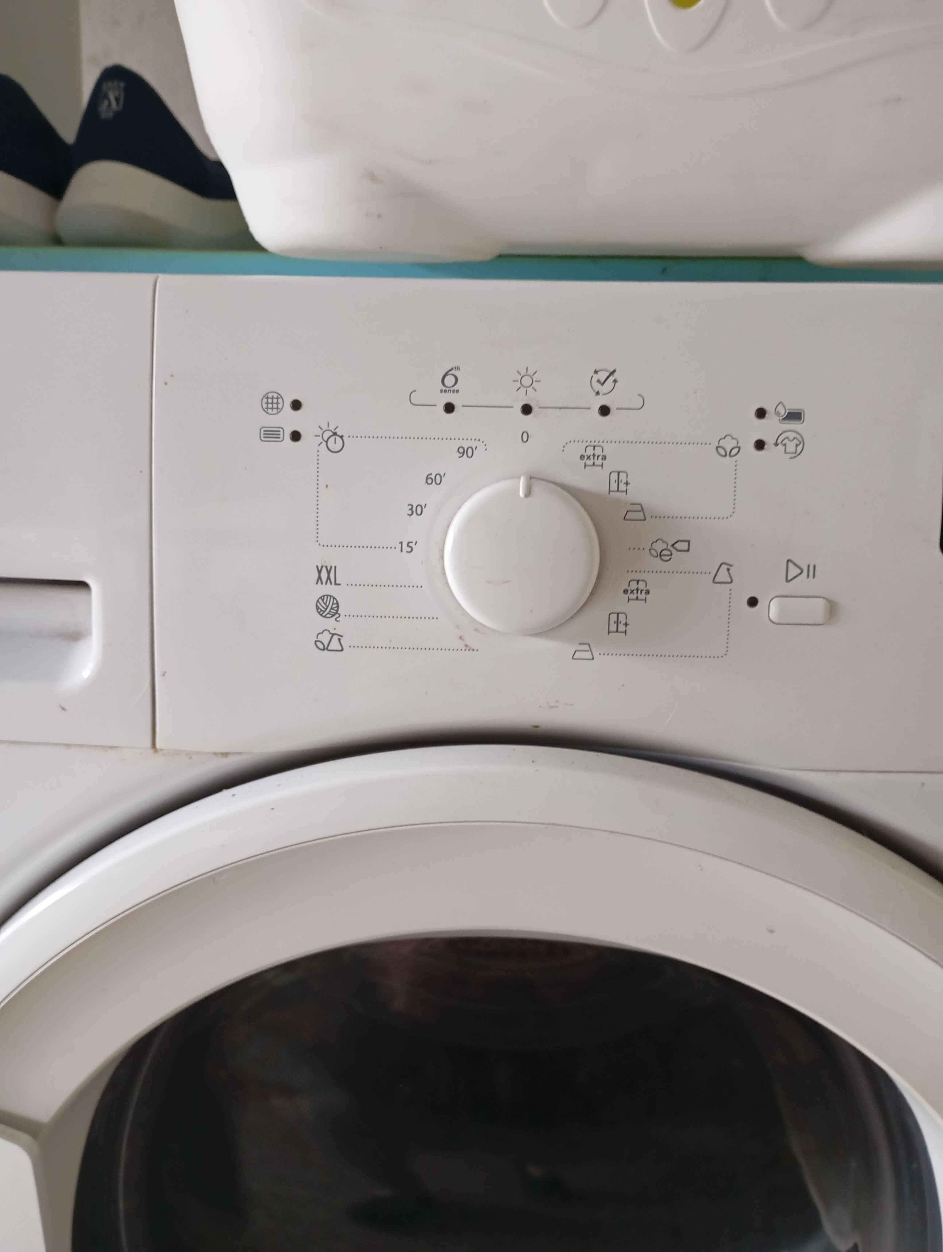 Vendo maquina de secar roupa