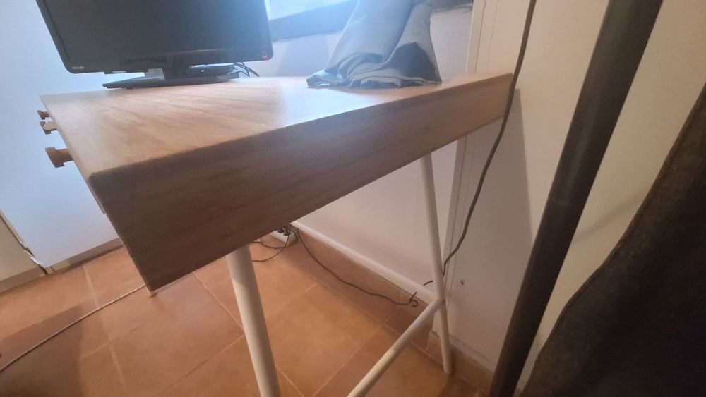 Secretaria IKEA bambu