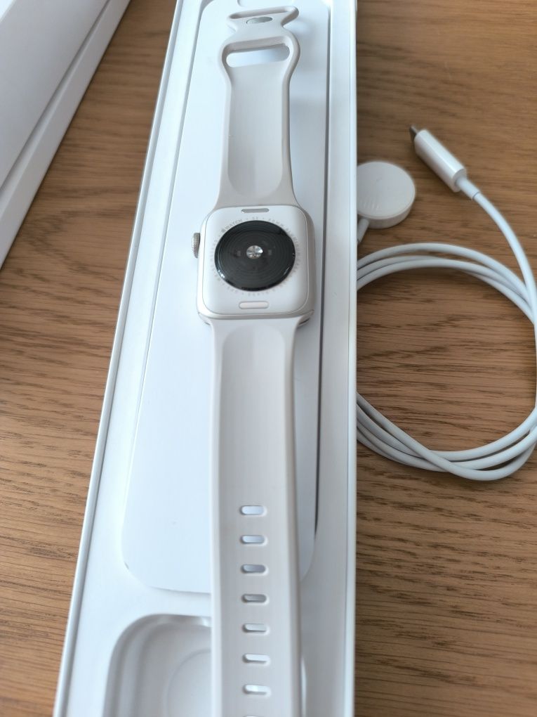 Apple Watch SE GPS 40mm