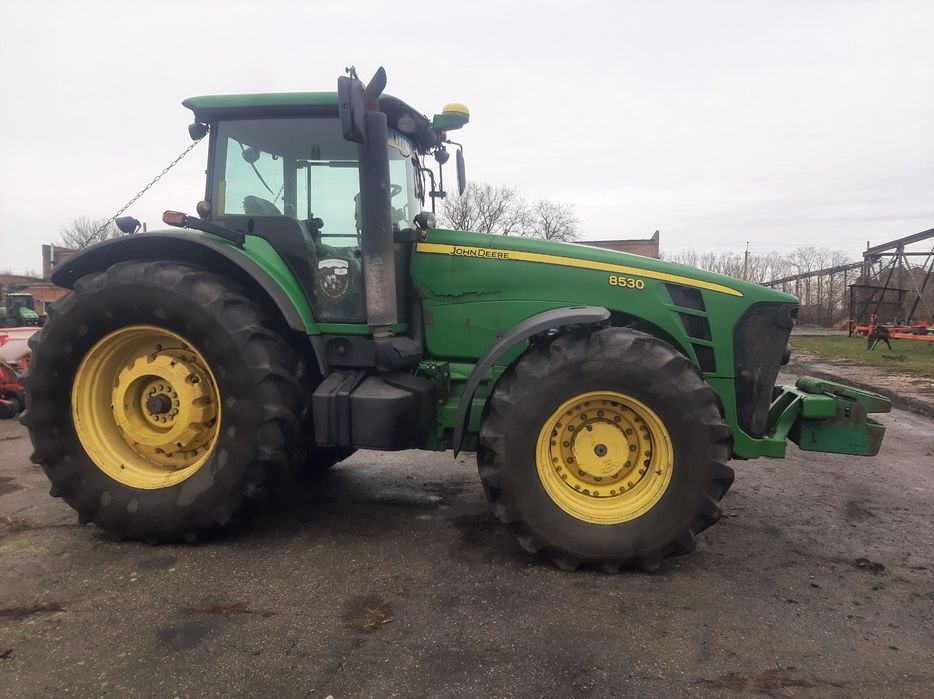 Трактор ,JOHN DEER 8530