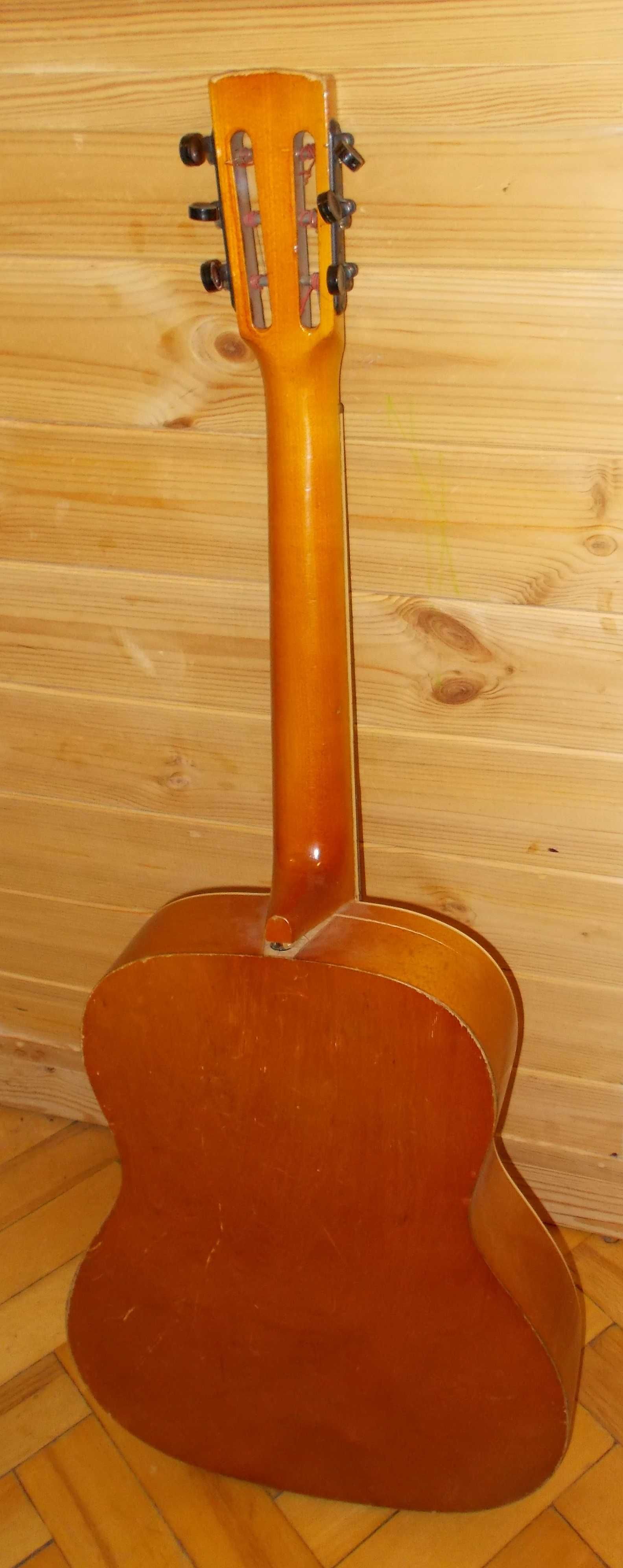 Okazja - Gitara na części lub do wystroju / efektownego rozbicia