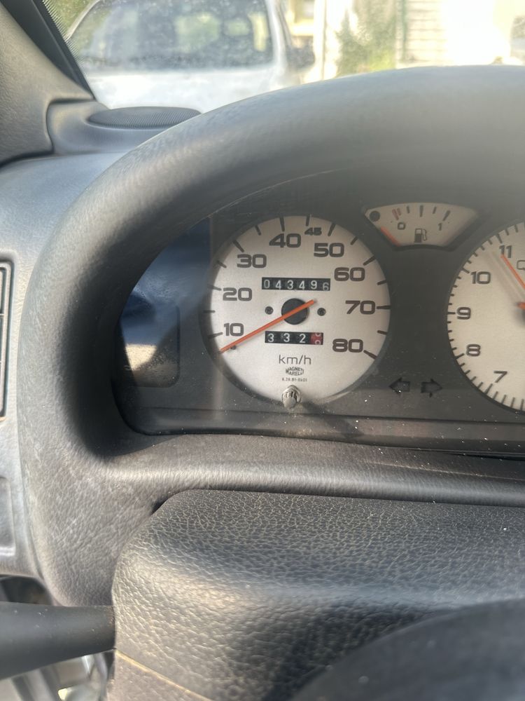 Vende se “ papa reformas “
