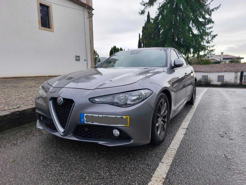 ALFA GIULIA 2.2 180CV NACIONAL
