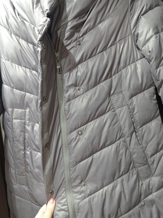 Пуховик на холлофайбері, дуже теплий!