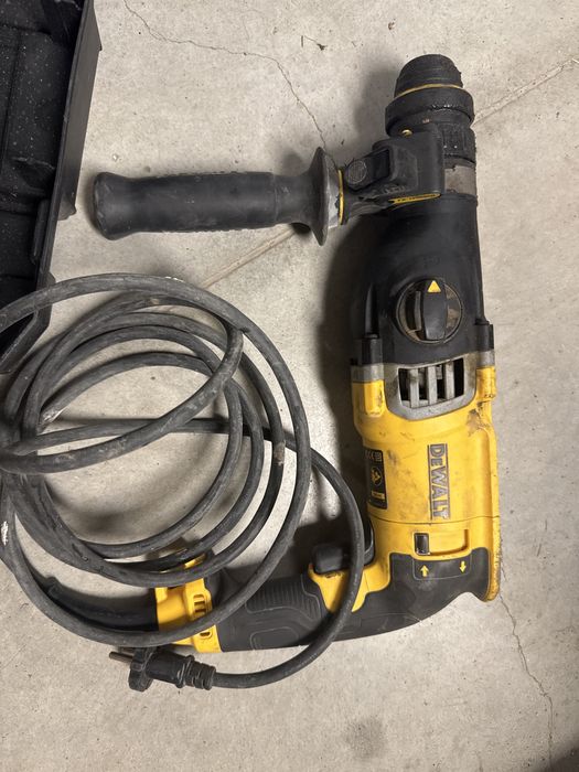 Mlotowiertarka Dewalt D25144