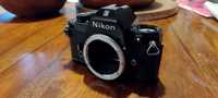 Nikon EM korpus foto analogowy.